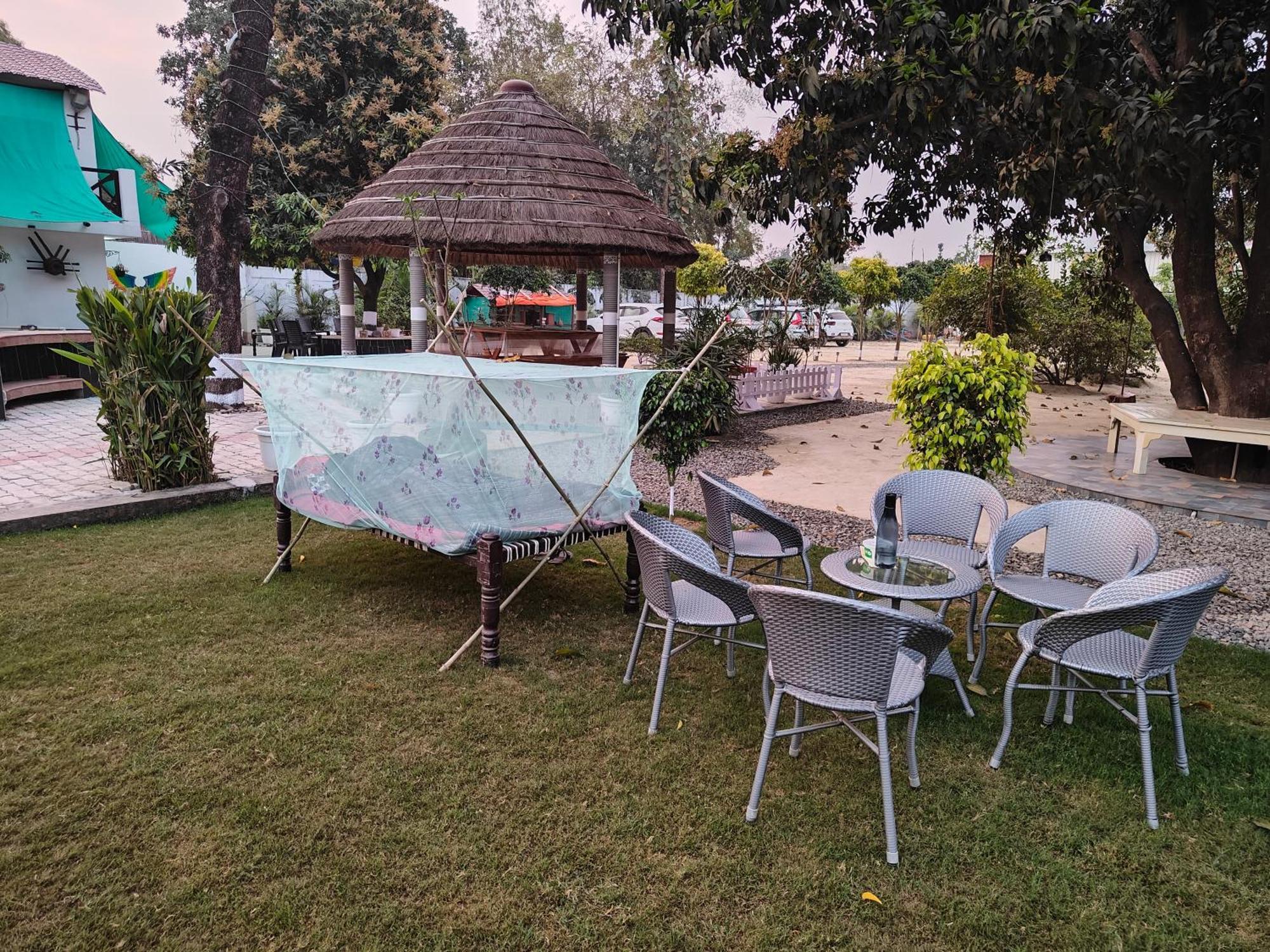 Shobhayan Inn, Airport Railway Station Pickup Free Ayodhya Exterior photo