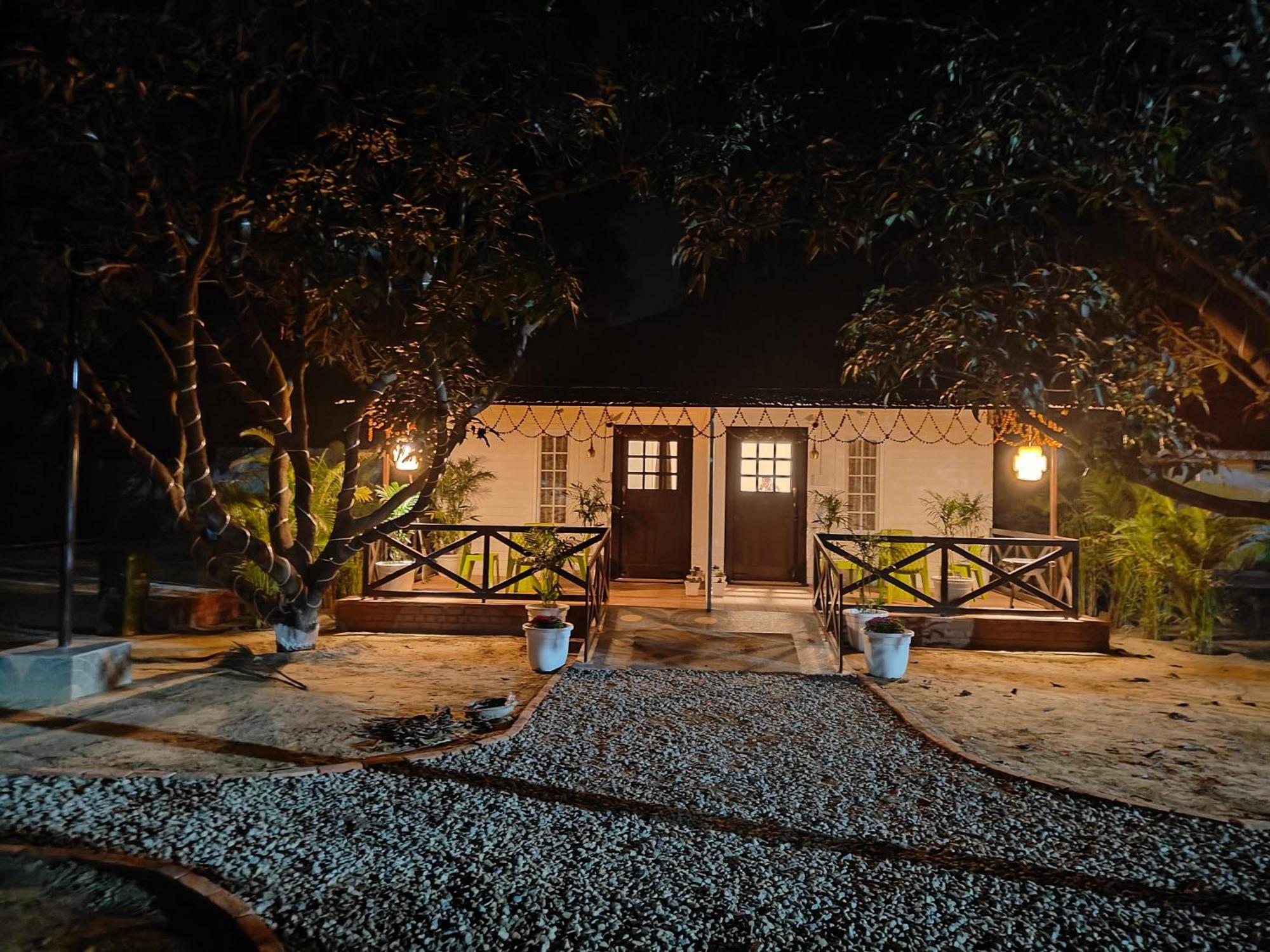 Shobhayan Inn, Airport Railway Station Pickup Free Ayodhya Exterior photo