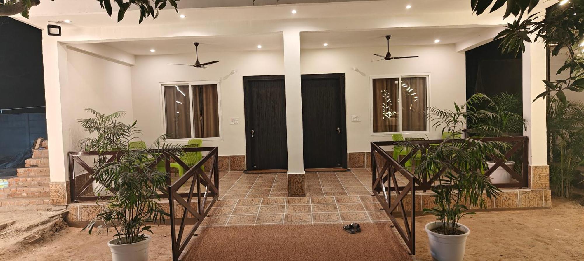 Shobhayan Inn, Airport Railway Station Pickup Free Ayodhya Exterior photo